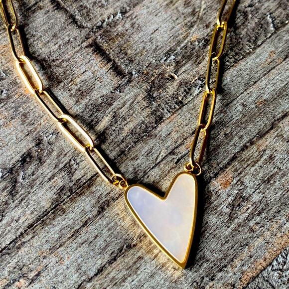 NEW Abstract Heart Layering Necklace - Picture 9 of 12